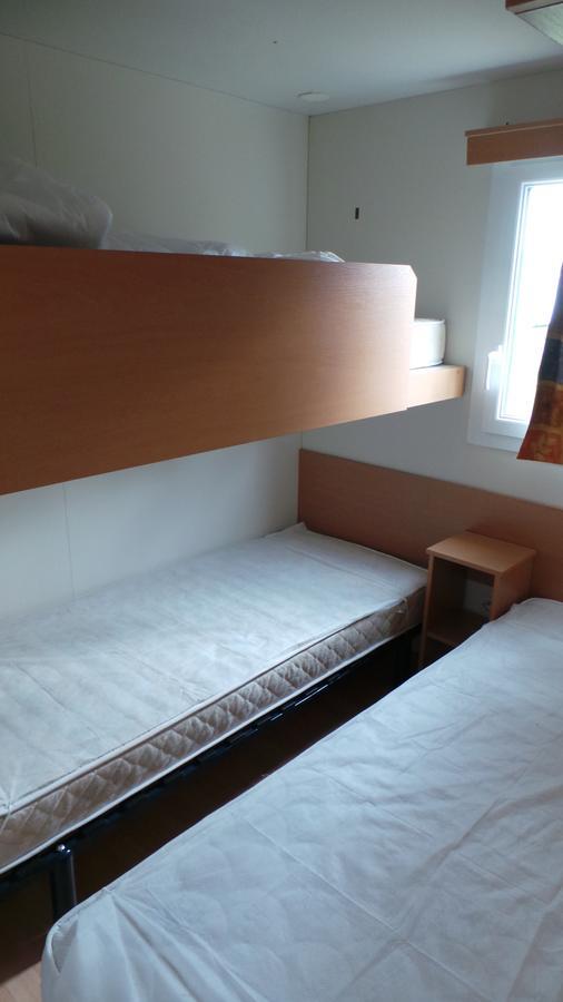 Camping De Kerurus Otel Plounéour-Trez Oda fotoğraf